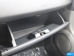 2015款 1.5L 手动 限定版