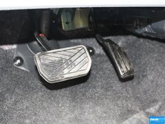 2015款 1.0L 自动 限定款