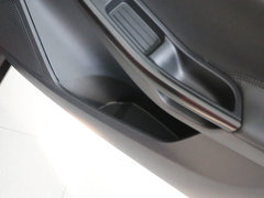 2015款 两厢 1.6L 手动 舒适型