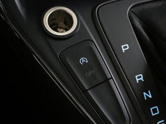 2015款 两厢 1.6L 手动 舒适型
