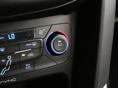 2015款 两厢 1.6L 手动 舒适型