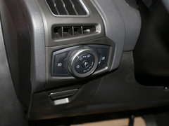 2015款 两厢 1.6L 手动 舒适型