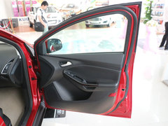 2015款 两厢 1.6L 手动 舒适型