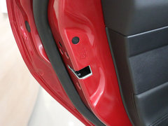 2015款 两厢 1.6L 手动 舒适型