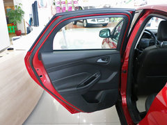 2015款 两厢 1.6L 手动 舒适型