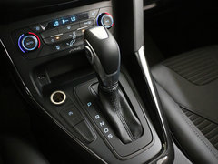 2015款 两厢 1.6L 手动 舒适型