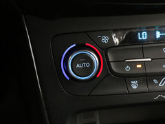 2015款 两厢 1.6L 手动 舒适型