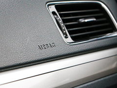 2015款 1.6L 自动 豪华版