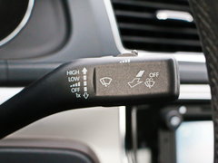 2015款 1.6L 自动 豪华版