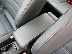 2015款 1.6L 自动 豪华版