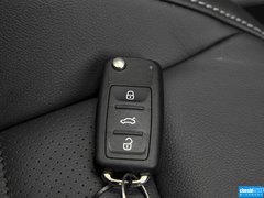 2015款 230TSI DSG豪华版