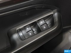 2015款 230TSI DSG豪华版