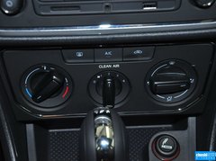 2015款 230TSI DSG舒适版