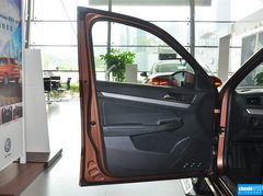 2015款 230TSI DSG舒适版
