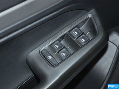 2015款 230TSI DSG舒适版