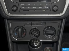 2015款 230TSI 手动 舒适版