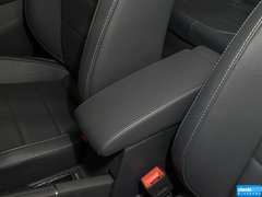 2015款 230TSI 手动 舒适版