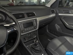 2015款 230TSI 手动 舒适版