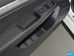 2015款 1.6L 自动 舒适型