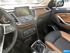 2015款 1.5T 手动 尊贵型