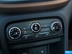 2015款 1.5T 手动 尊贵型