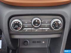 2015款 1.5T 手动 豪华型