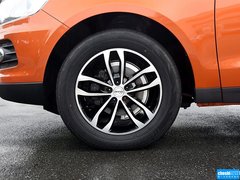 2015款 2.0T 自动 尊贵型