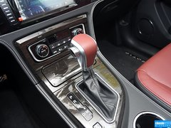2015款 2.0T 自动 尊贵型