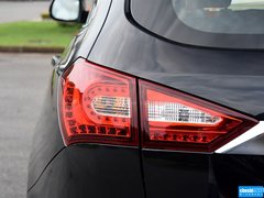 2015款 1.5T 手动 精英型