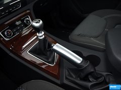 2015款 1.5T 手动 精英型