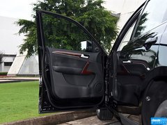 2015款 1.5T 手动 精英型