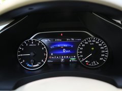 2015款 2.5 XV四驱混动旗舰版
