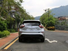 2015款 2.5 XV四驱混动旗舰版
