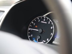 2015款 2.5 XV四驱混动旗舰版