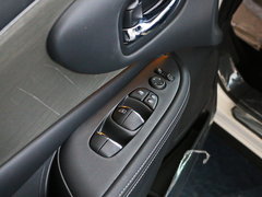 2015款 2.5L XL两驱智尚版