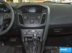 2015款 两厢 1.6L 自动 风尚型