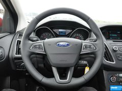 2015款 两厢 1.6L 自动 风尚型