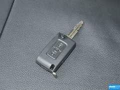 2016款 3.0L 自动 尊贵版 国V