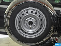 2016款 3.0L 自动 尊贵版 国V