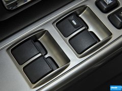 2016款 3.0L 自动 尊贵版 国V