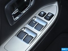 2016款 3.0L 自动 尊贵版 国V