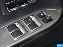 2016款 3.0L 自动 尊贵版 国V