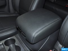 2016款 3.0L 自动 尊贵版 国V