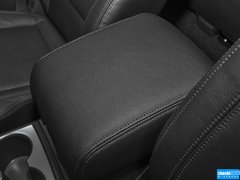 2016款 3.0L 自动 尊贵版 国V