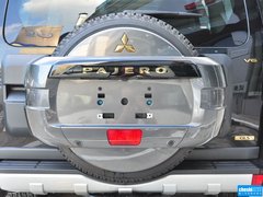 2016款 3.0L 自动 尊贵版 国V