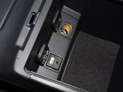 2015款 2.5L 蓝天至尊版