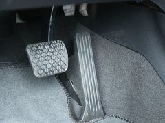 2015款 2.5L 蓝天运动版