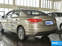 2015款 1.8L 自动 尊贵版