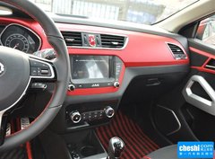 2015款 1.5L 手动 豪华智能型
