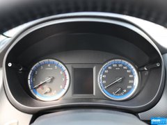 2015款 1.6L CVT 两驱精英型